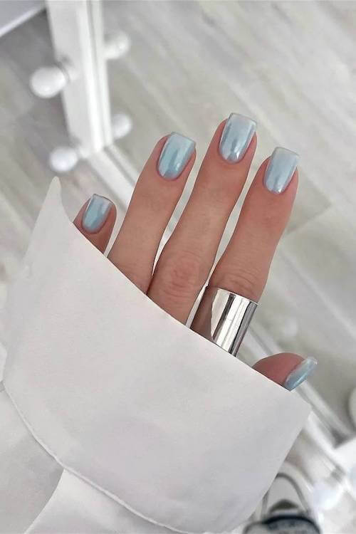 trendy short summer nails