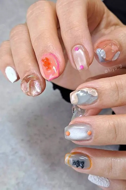 trendy short summer nails