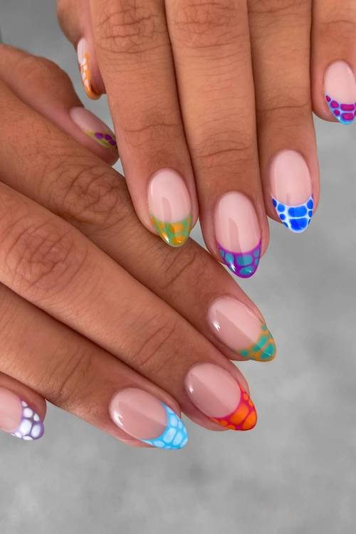 trendy short summer nails