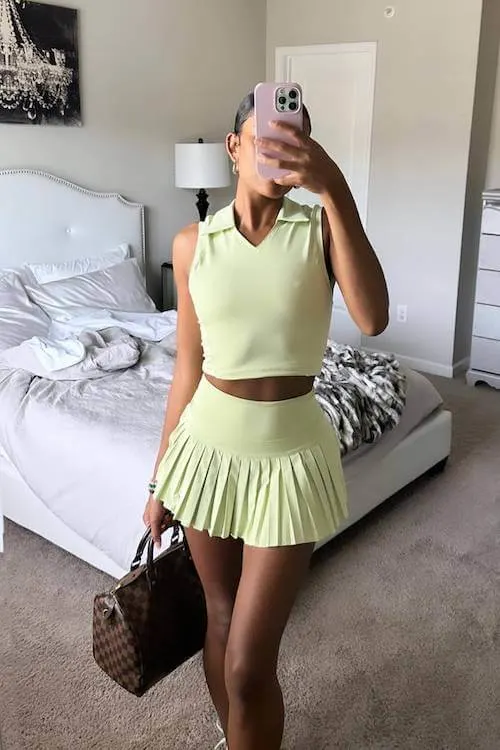 trendy tennis skirt outfit