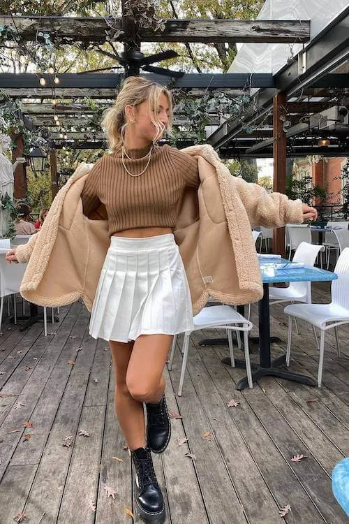 trendy tennis skirt outfit