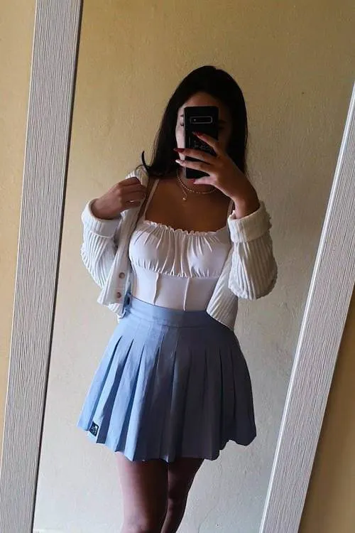 trendy tennis skirt outfit