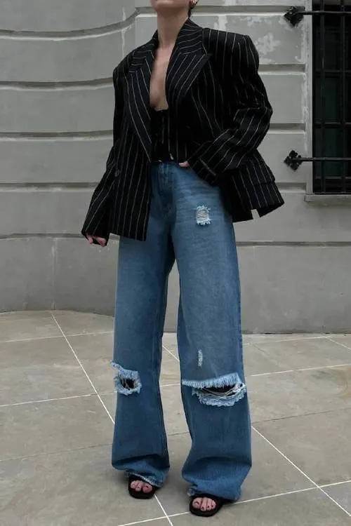 trendy wide leg jeans outfit