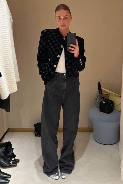 trendy wide leg jeans outfit