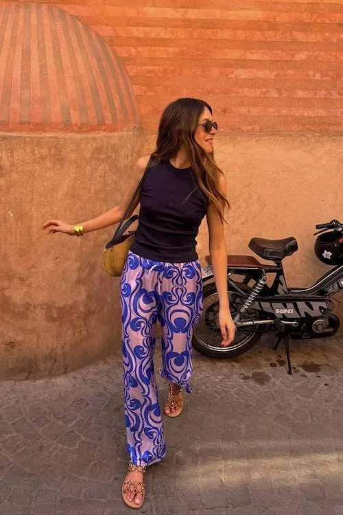 tropical vacation outfit