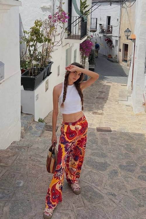 tropical vacation outfit