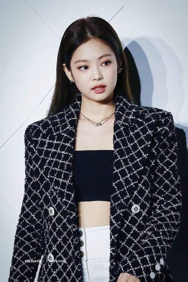 tweed jacket outfit ideas