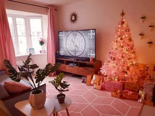 unique Christmas tree decorating ideas