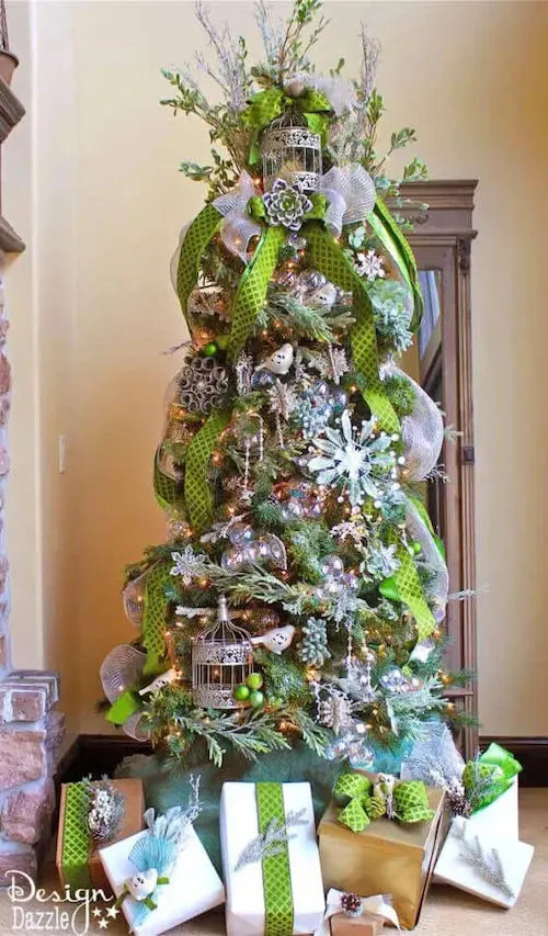unique Christmas tree decorating ideas