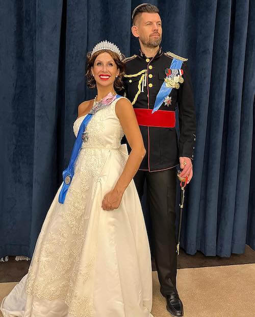 unique creative couples Halloween costumes