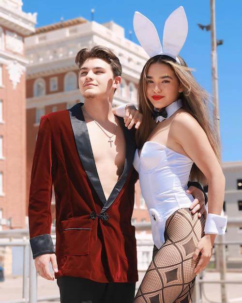 unique creative couples Halloween costumes