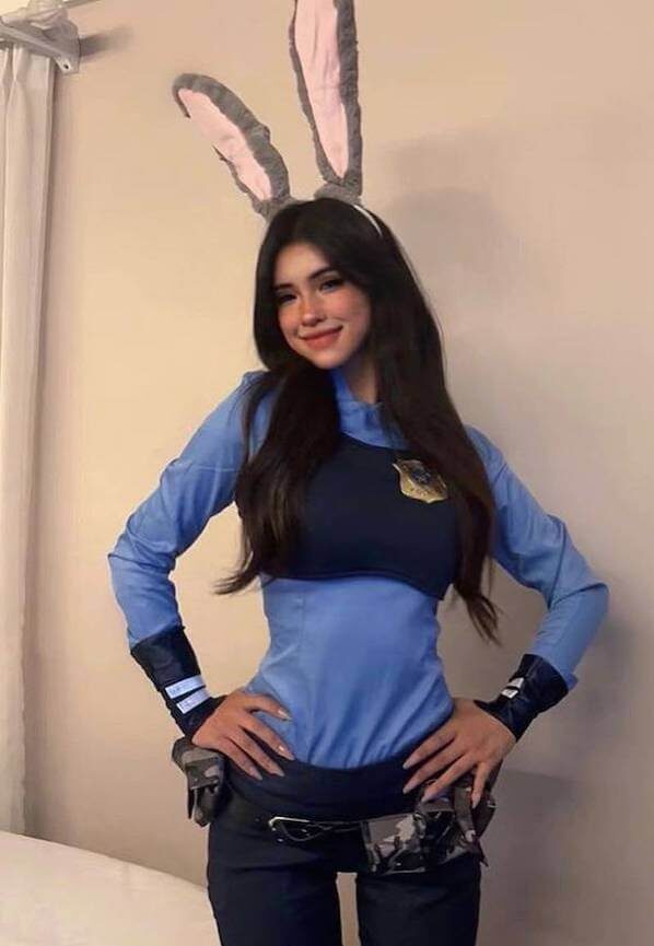 unique hot Halloween costumes women