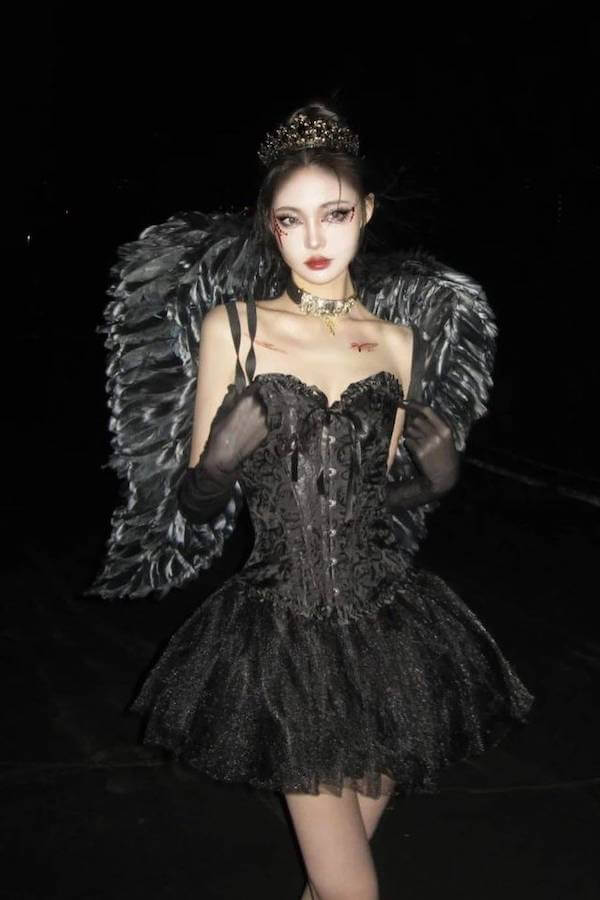 unique hot Halloween costumes women