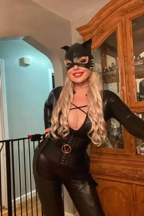 unique hot Halloween costumes women
