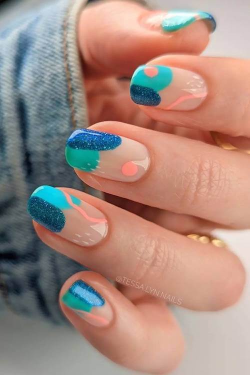 vacation nails