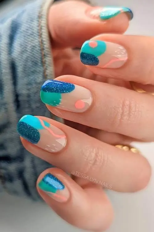 vacation nails