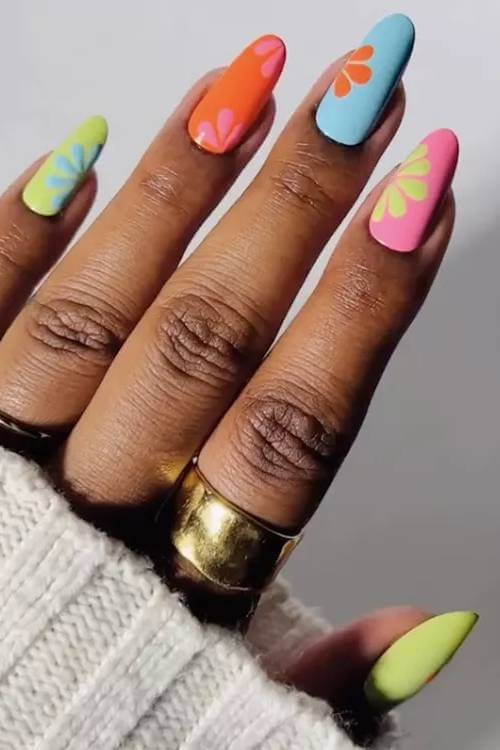 vacation nails