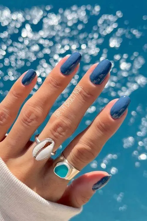 vacation nails