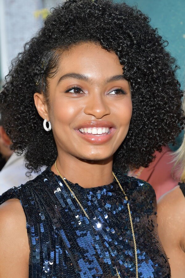 Defined Side Part Curls