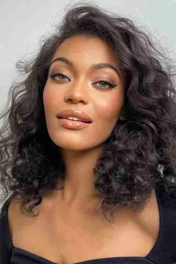 Soft Side-Parted Curls