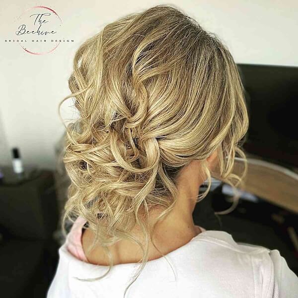 Soft Curly Low Chignon