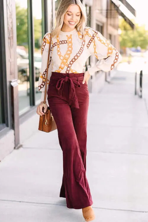 what color to wear with burgundy pants