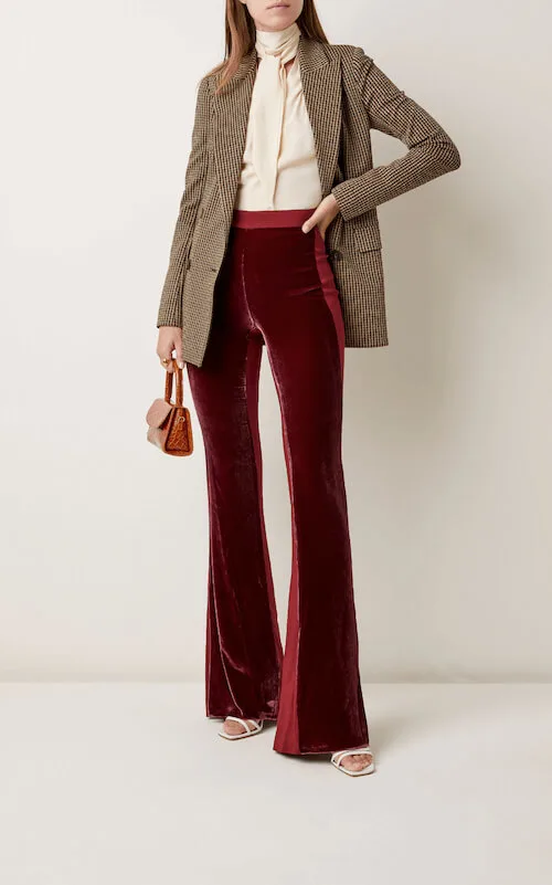 what color to wear with burgundy pants