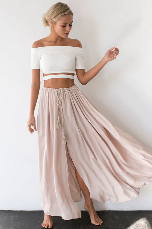 what kind of tops to wear with long skirts
