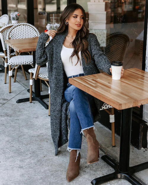 What to wear on a coffee first date