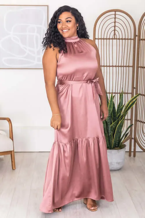 what to wear to a winter wedding plus size