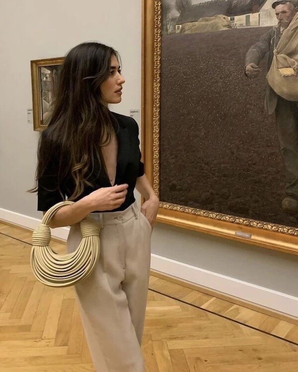 what to wear to museum