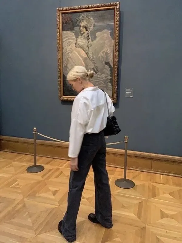 what to wear to museum