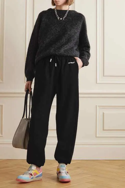 what to wear with black sweatpants