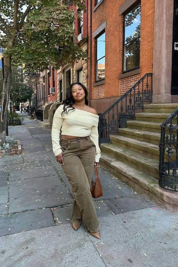 what to wear with brown pants