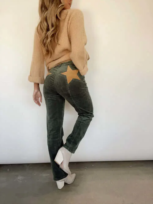 How To Wear Green Pants For Fall Winter