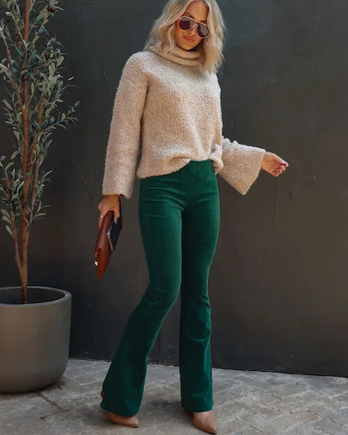 What to Wear with Dark Green Pants