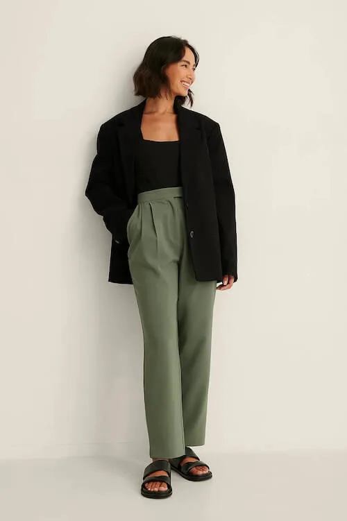 What To Wear With Olive Green Pants