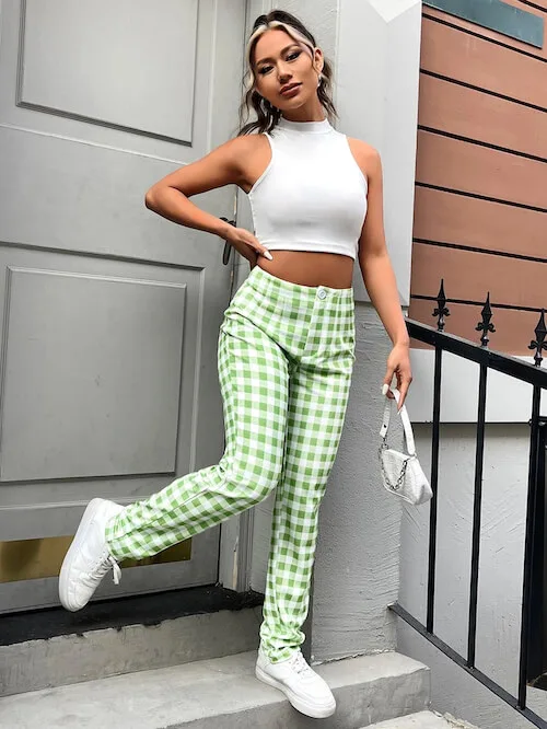 What can you wear with green pants