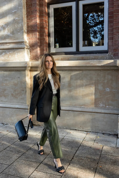 What To Wear With Olive Green Pants