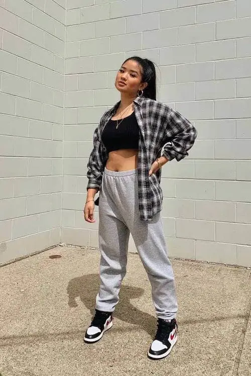 what to wear with grey sweatpants