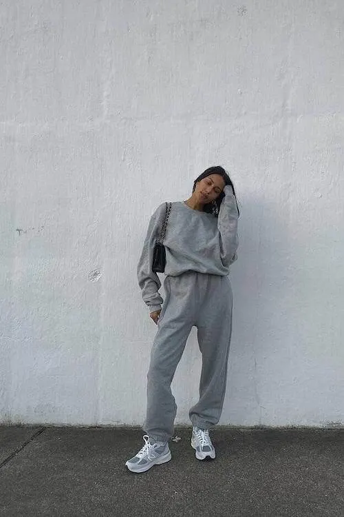what to wear with grey sweatpants