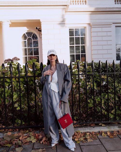 what to wear with grey sweatpants female