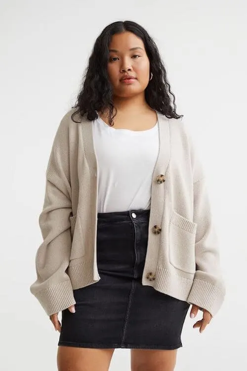 what to wear with jean skirt