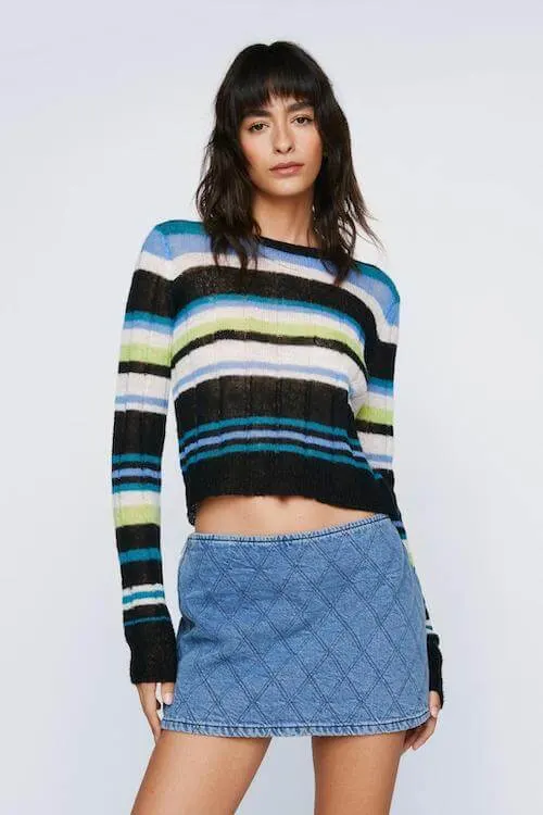 what to wear with jean skirt