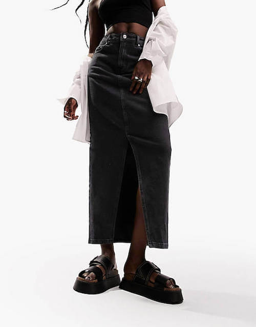 what to wear with jean skirt
