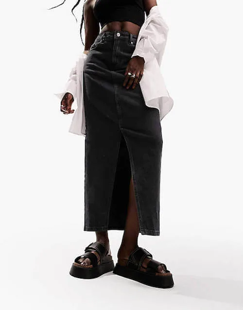 what to wear with jean skirt
