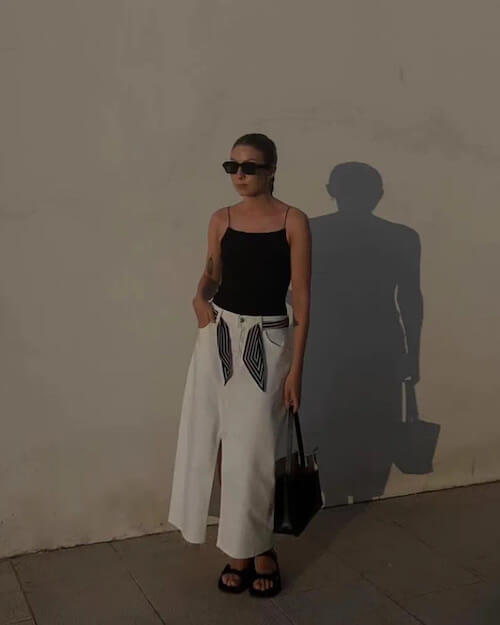 what to wear with jean skirt