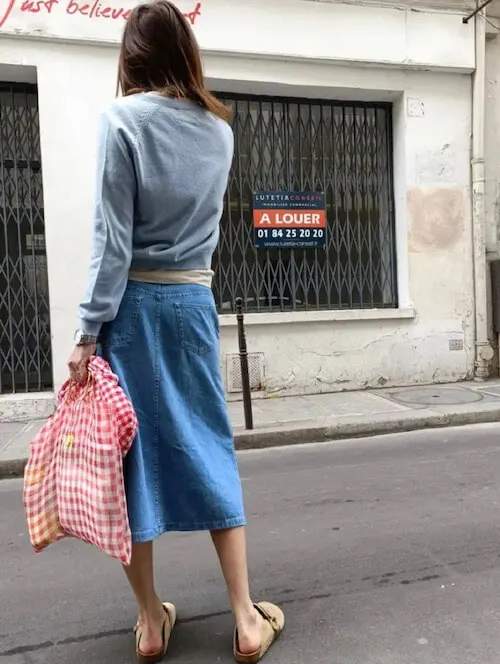 what to wear with jean skirt
