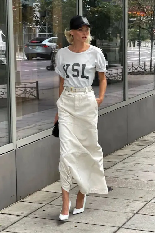 what to wear with jean skirt