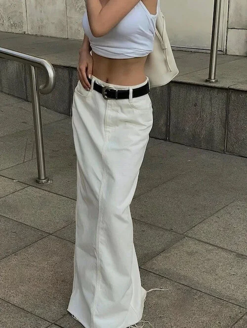 what to wear with jean skirt